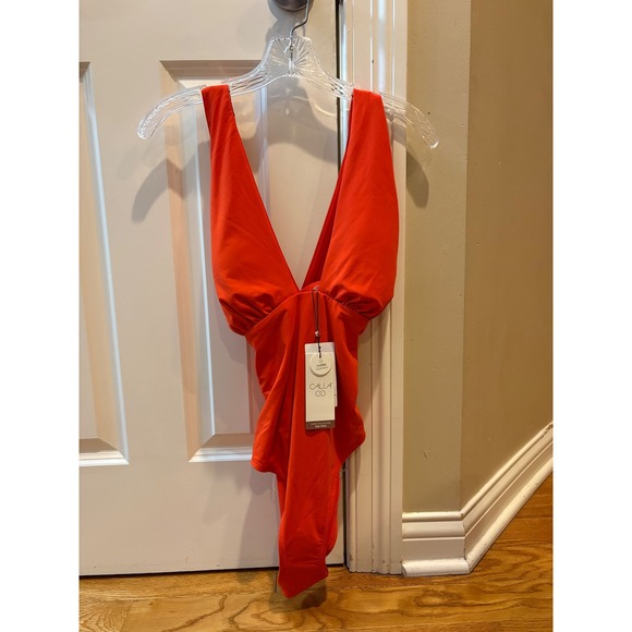 New Calia Cutout Halter One Piece Swimsuit Fresh Red Lycra Sport Size 10 $88 - Picture 4 of 12